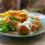 Membuat chicken cordon bleu