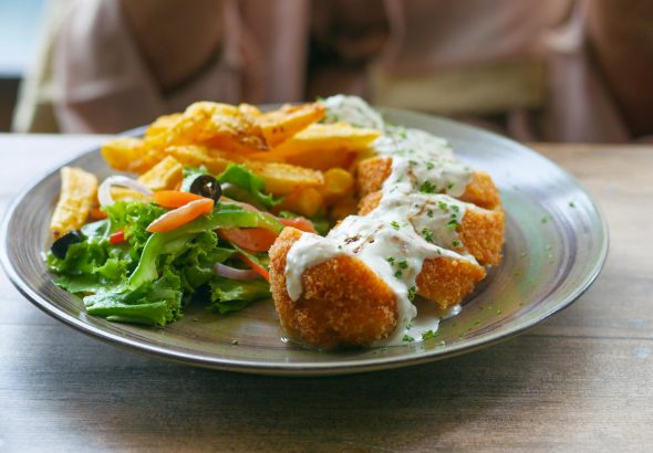 Membuat chicken cordon bleu