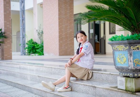 Memilih sepatu sekolah